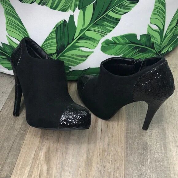 Rampage Harvey Glitter Black Ankle Heel Booties Boots NEW - Picture 7 of 16
